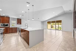 3454 Yonge Ave, Sarasota, FL 34235 - Photo 5