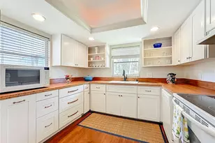 4523 W Independence Dr, Bradenton, FL 34210 - Photo 11