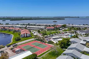 4523 W Independence Dr W, Bradenton, FL 34210 - Photo 37