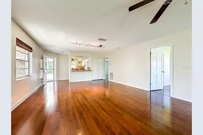 4523 W Independence Drive, Bradenton, FL 34210 - Photo 11