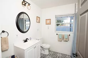 519 51st St W, Bradenton, FL 34209 - Photo 25