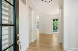 1704 Fortuna St, Sarasota, FL 34239 - Photo 3