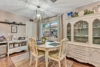 710 31st Street W, Bradenton, FL 34205 - Photo 3