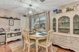 710 31st St W, Bradenton, FL 34205 - Photo 3