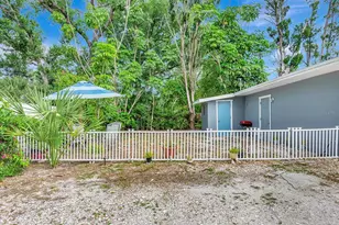 710 31st St W, Bradenton, FL 34205 - Photo 41