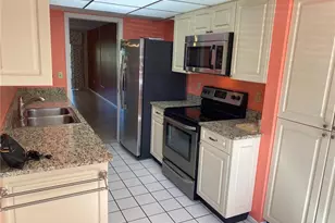 435 30th Ave W, Bradenton, FL 34205 - Photo 7