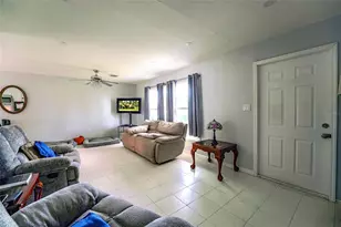 3095 Pinetree St, Port Charlotte, FL 33952 - Photo 3