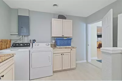 109 Arlington Court NE, Port Charlotte, FL 33952 - Photo 17