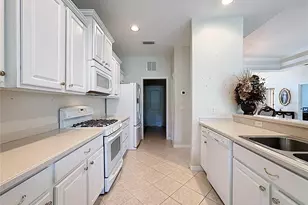 8721 Stone Harbour Loop, Bradenton, FL 34212 - Photo 19
