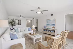 7860 Palm Aire Ln, Sarasota, FL 34243 - Photo 3