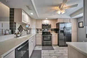 9604 Cortez Rd W, Bradenton, FL 34210 - Photo 11