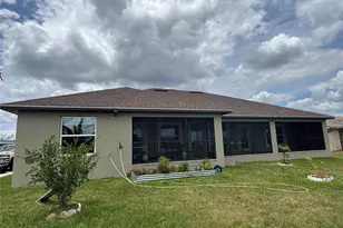 729 Crestview Cir NW, Port Charlotte, FL 33948 - Photo 21