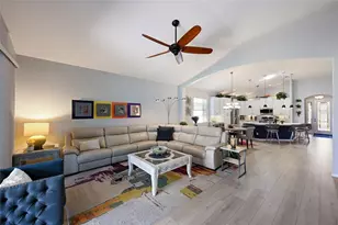 6702 41st St Cir E, Sarasota, FL 34243 - Photo 13