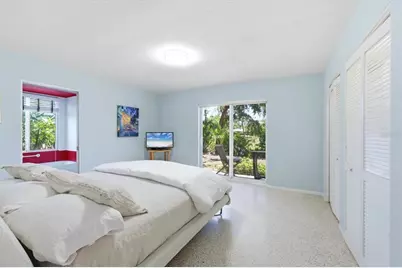 2940 Bougainvillea Street, Sarasota, FL 34239 - Photo 11