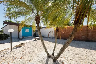 2940 Bougainvillea Street, Sarasota, FL 34239 - Photo 19