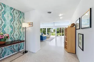 2940 Bougainvillea St, Sarasota, FL 34239 - Photo 5