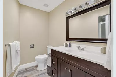 1884 Southpointe Drive, Sarasota, FL 34231 - Photo 43