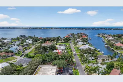 1884 Southpointe Drive, Sarasota, FL 34231 - Photo 65