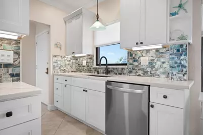 6005 Gulf Drive #219, Holmes Beach, FL 34217 - Photo 17