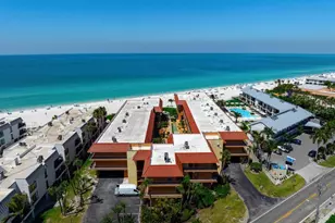 6005 Gulf Dr, Holmes Beach, FL 34217 - Photo 45