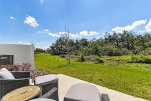 11617 Glenside Ter, Palmetto, FL 34221 - Photo 9