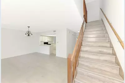 935 Sunridge Way #B4, Sarasota, FL 34234 - Photo 3