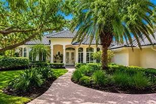 402 Macewen Dr, Osprey, FL 34229 - Photo 3