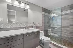 600 Sutton Pl, Longboat Key, FL 34228 - Photo 23
