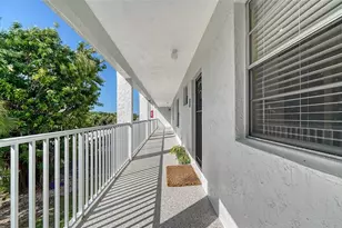 600 Sutton Pl, Longboat Key, FL 34228 - Photo 5