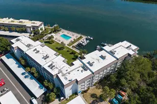 600 Sutton Pl, Longboat Key, FL 34228 - Photo 3