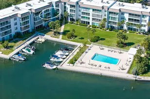 600 Sutton Pl, Longboat Key, FL 34228 - Photo 1