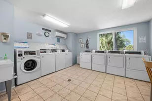 600 Sutton Pl, Longboat Key, FL 34228 - Photo 27