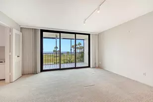 1975 Gulf of Mexico Dr, Longboat Key, FL 34228 - Photo 11
