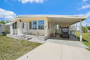 89 Del Rio Dr, Palmetto, FL 34221 - Photo 1
