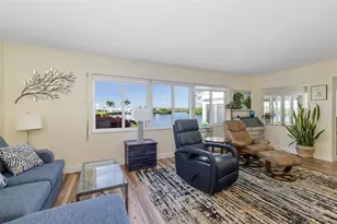 3910 Joyce Dr, Bradenton, FL 34208 - Photo 11