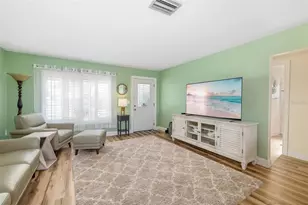 3910 Joyce Dr, Bradenton, FL 34208 - Photo 7