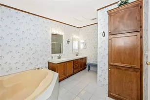 2165 Gondola Dr, Sarasota, FL 34238 - Photo 31