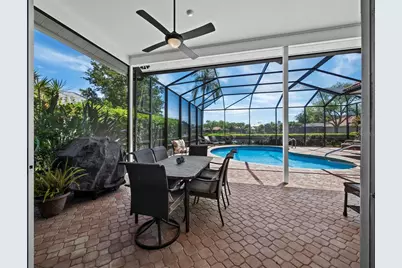 8615 Woodbriar Drive, Sarasota, FL 34238 - Photo 35