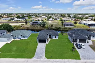 1721 NW 2nd St, Cape Coral, FL 33993 - Photo 3