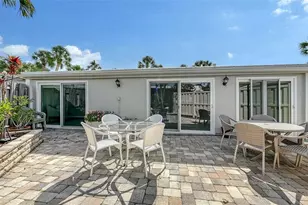 206 Hour Glass Way, Sarasota, FL 34242 - Photo 19