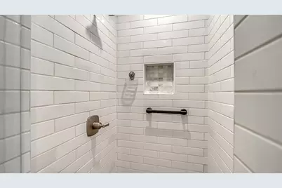 206 Hourglass Way #V10, Sarasota, FL 34242 - Photo 43