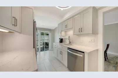 206 Hourglass Way #V10, Sarasota, FL 34242 - Photo 25