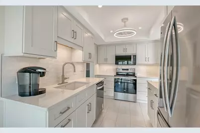 206 Hourglass Way #V10, Sarasota, FL 34242 - Photo 27