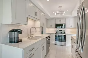 206 Hour Glass Way, Sarasota, FL 34242 - Photo 27