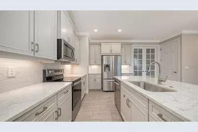 701 Maraviya Boulevard, Nokomis, FL 34275 - Photo 9