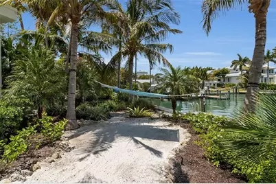 445 McKinley Drive, Sarasota, FL 34236 - Photo 77