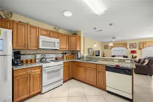 2826 Salamanca St, The Villages, FL 32162 - Photo 9