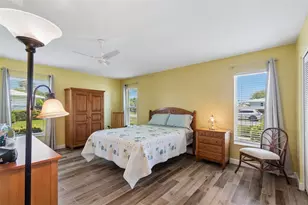 7310 9th Ave W, Bradenton, FL 34209 - Photo 7