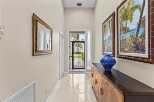 4601 Las Brisas Ln, Sarasota, FL 34238 - Photo 5
