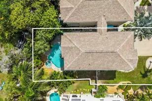 215 81st St, Holmes Beach, FL 34217 - Photo 57